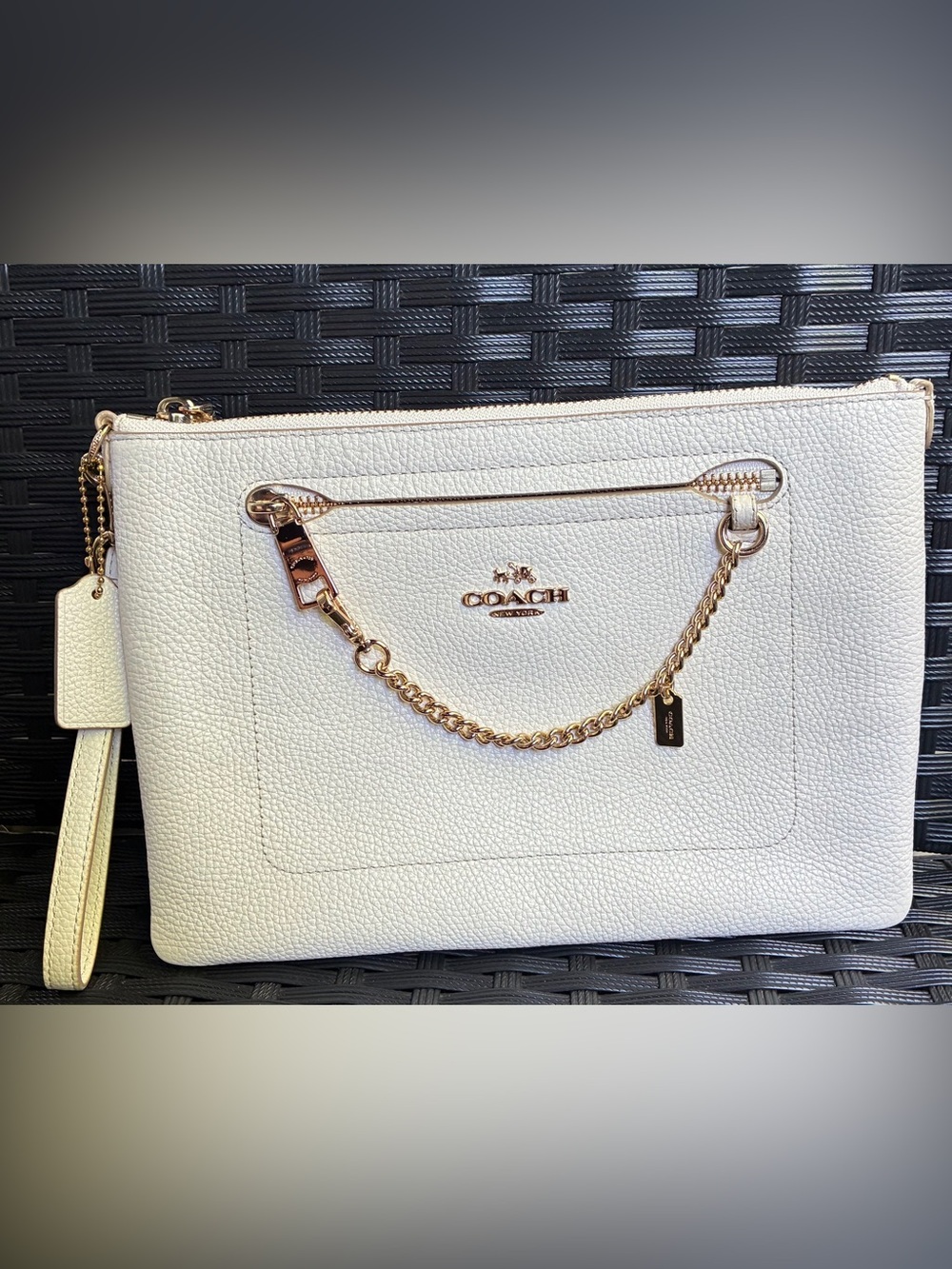 Coach White Pebbled Leather Chain Wristlet Clutch with Gold Hardware - Picture 5 of 14